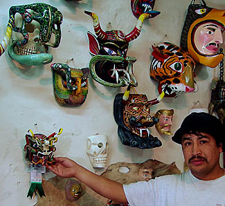 Orlando Orta shows us one of his prize winning masks
